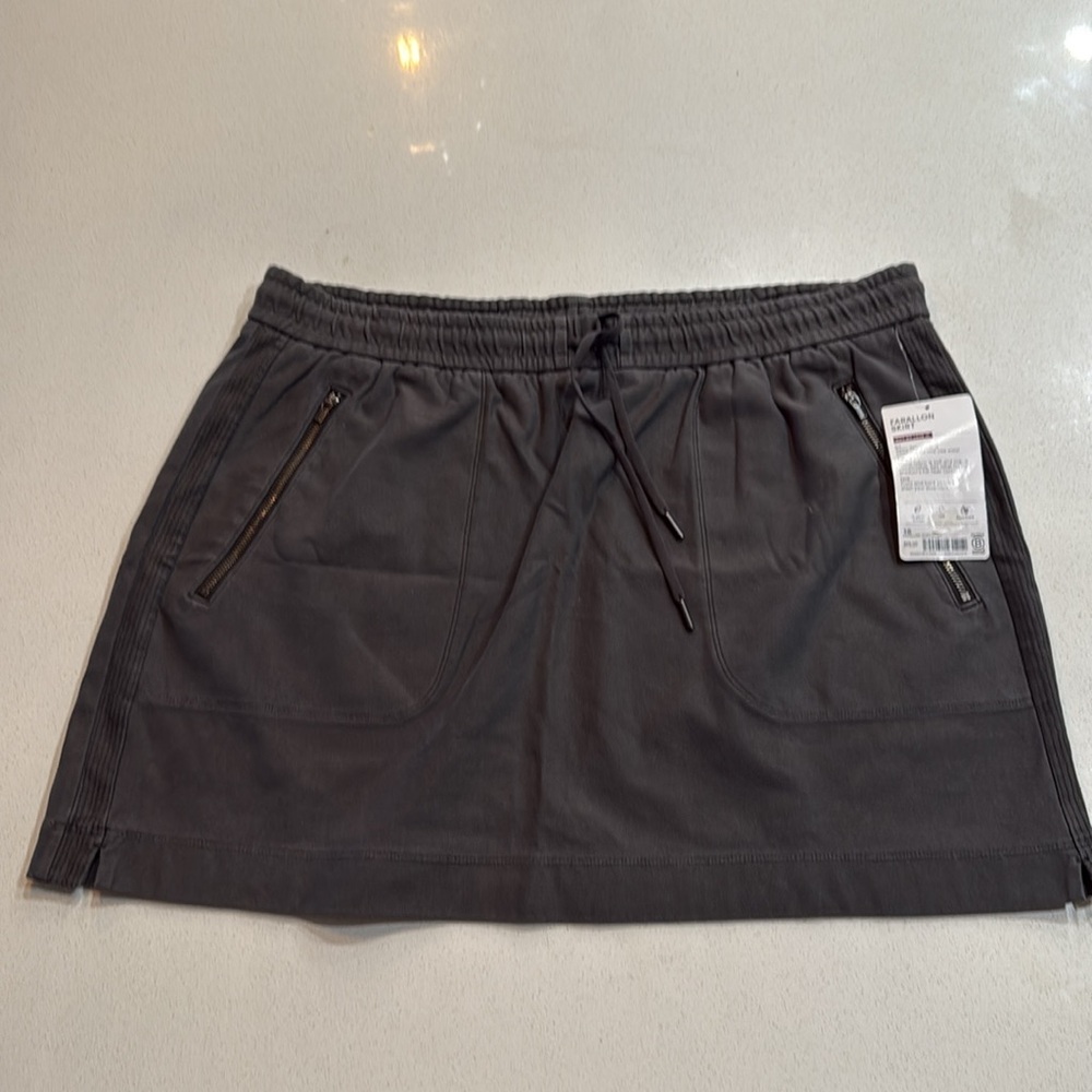 NWT Athleta Farallon Women's Dark Gray Cotton Spandex Draw String Skirt Size 16